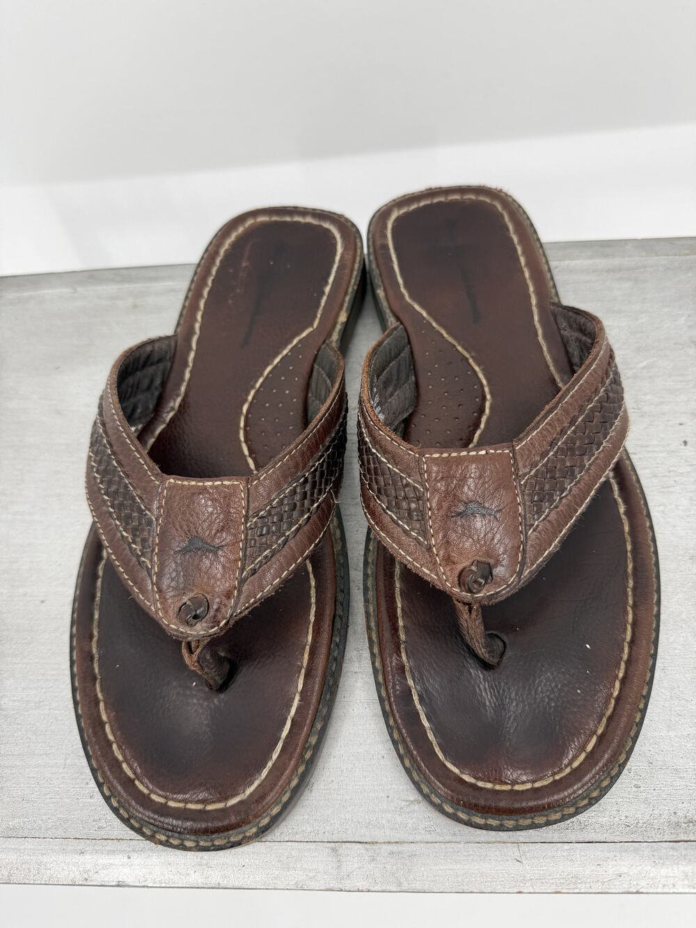 Tommy Bahama Men's Brown Leather Fisherman Style Flip Flop Sandals 10 Coastal
